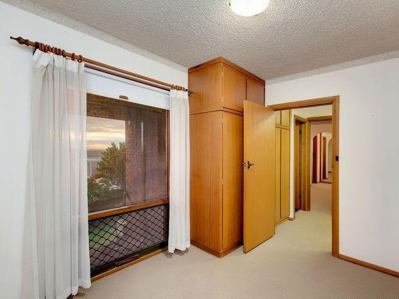 8 Redounau Crescent, Wattle Park SA 5066