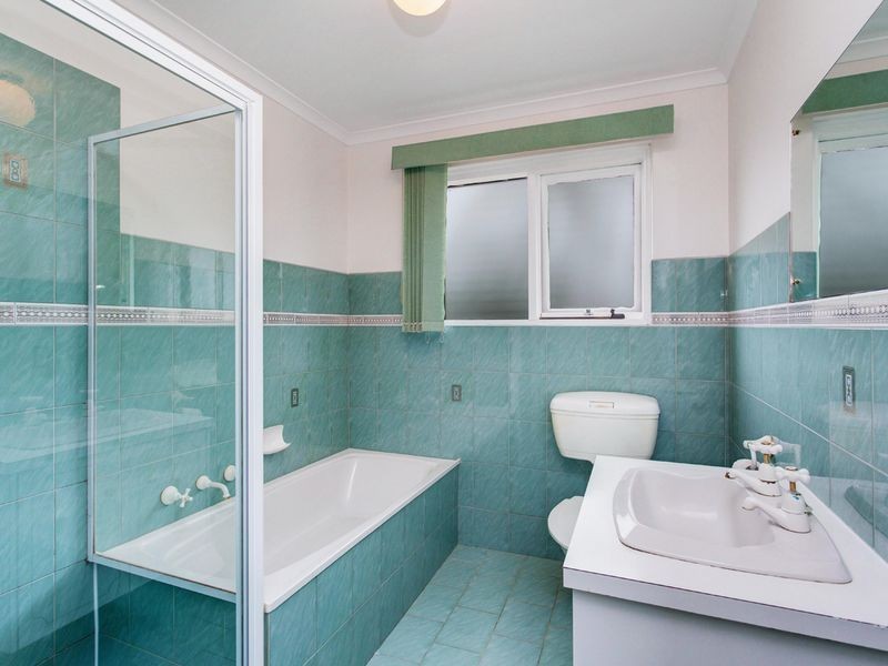 2/4 Barmera Avenue, Hope Valley SA 5090