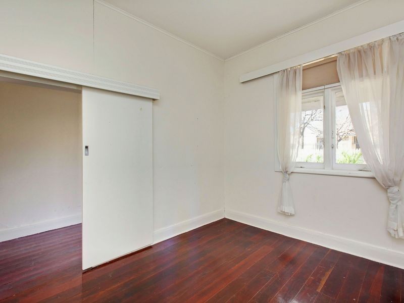 17 Yeronga Avenue, Kensington Park SA 5068