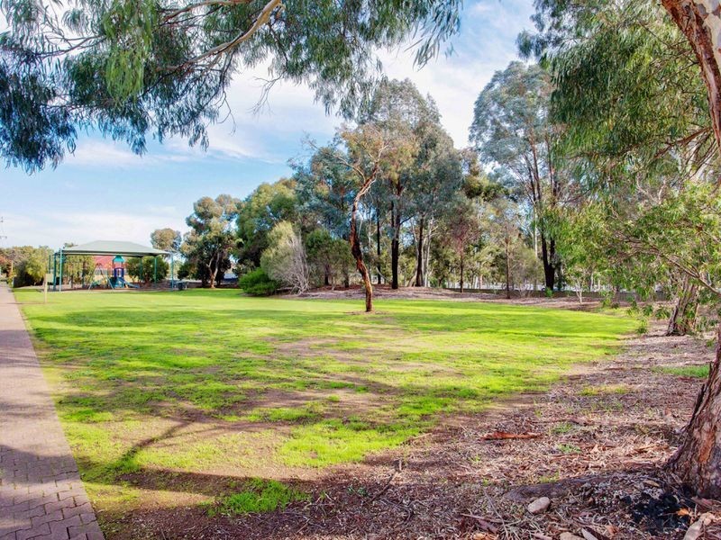 3B Walker Avenue, Paradise SA 5075