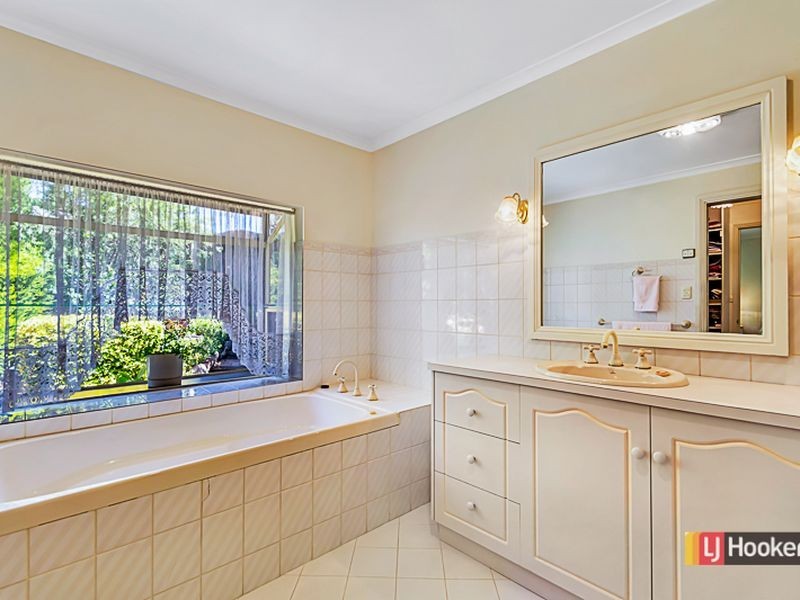 3 Rawson Penfold Drive, Rosslyn Park SA 5072