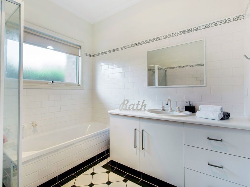 12 Mahar Street, Kensington Gardens SA 5068