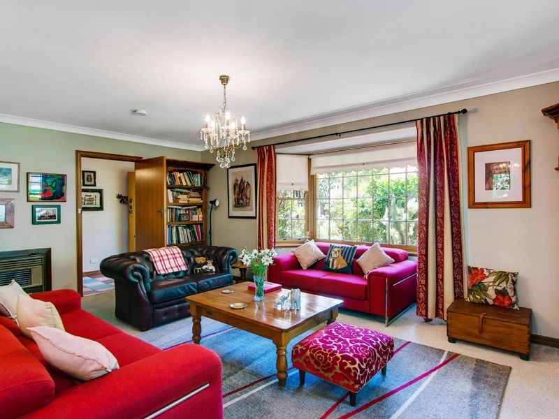 11 Knightsbridge Road, Leabrook SA 5068