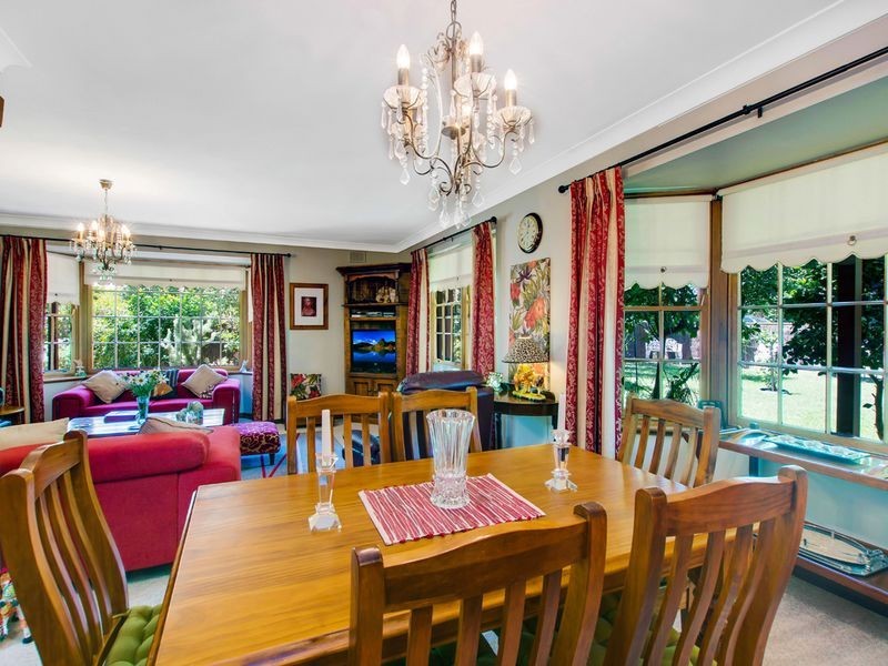 11 Knightsbridge Road, Leabrook SA 5068