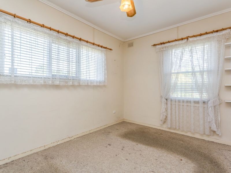 50 Hamblynn Road, Elizabeth Downs SA 5113