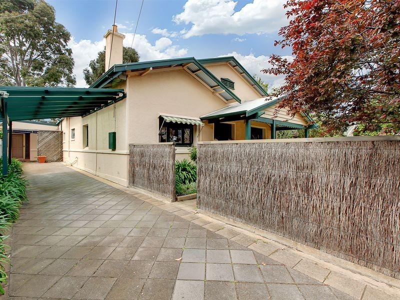 24 Gurrs Road, Kensington Park SA 5068