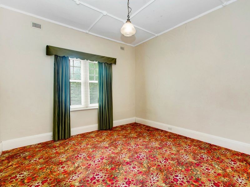 28 Birkinshaw Avenue, Tranmere SA 5073