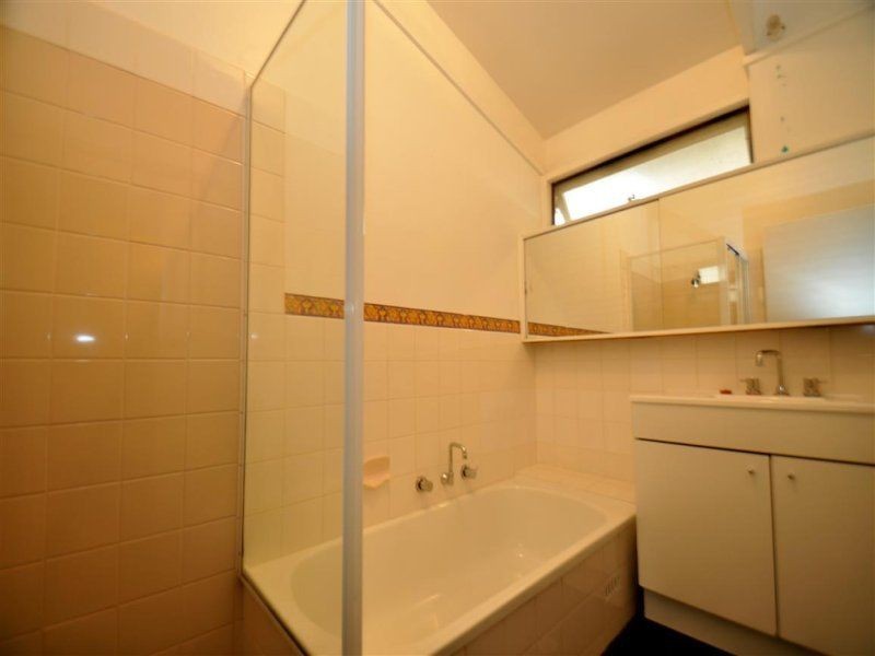 48 Booth Street, Happy Valley SA 5159