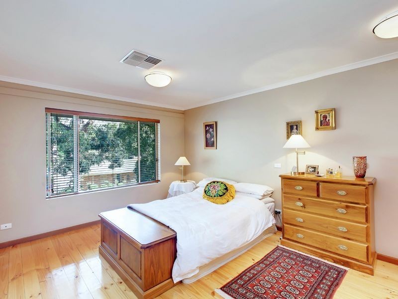 26 Grevillea Crescent, Stonyfell SA 5066