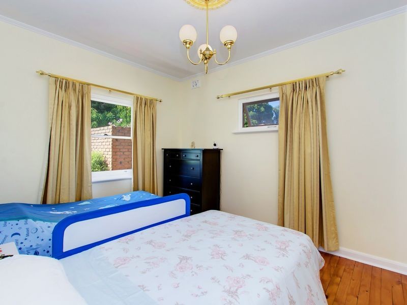 34 Crompton Drive, Wattle Park SA 5066