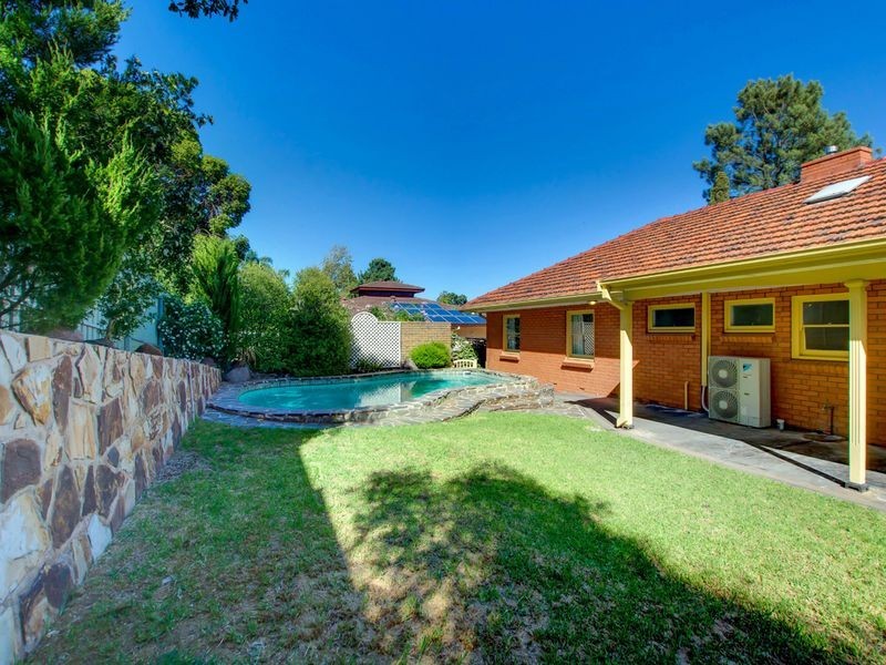 34 Crompton Drive, Wattle Park SA 5066