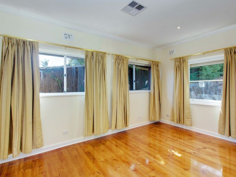 34 Crompton Drive, Wattle Park SA 5066