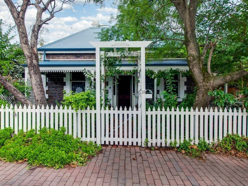 33 Dudley Road, Marryatville SA 5068