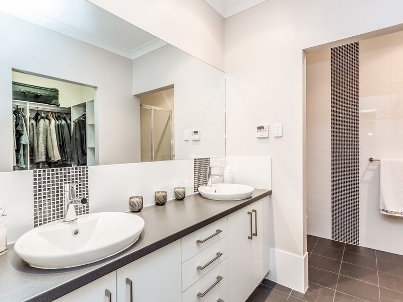 98b River Drive, Athelstone SA 5076