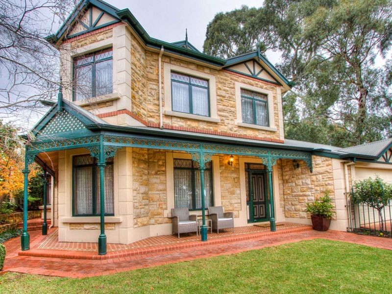 7 Olde Coach Lane, Glen Osmond SA 5064