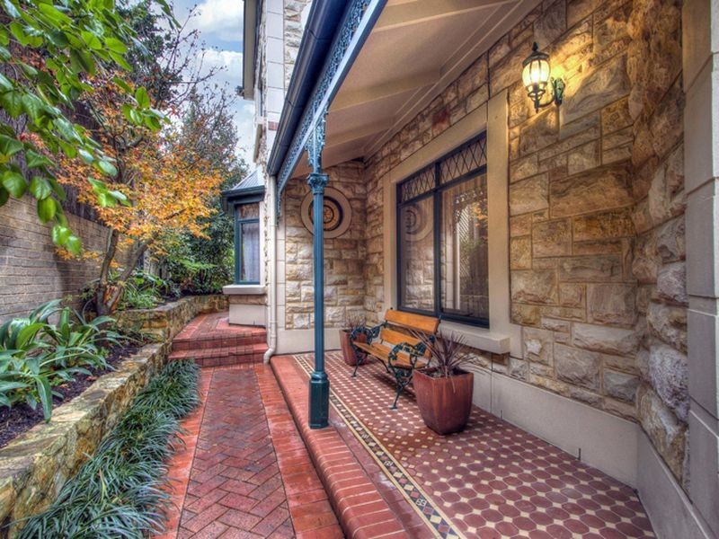 7 Olde Coach Lane, Glen Osmond SA 5064