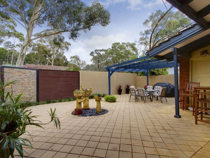 14 Grevillea Crescent, Stonyfell SA 5066