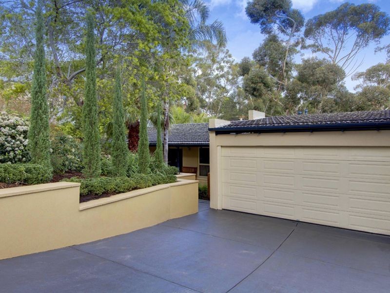 14 Grevillea Crescent, Stonyfell SA 5066