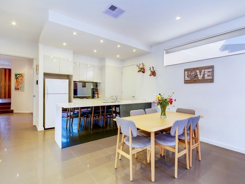 5B Carinya Crescent, Rostrevor SA 5073