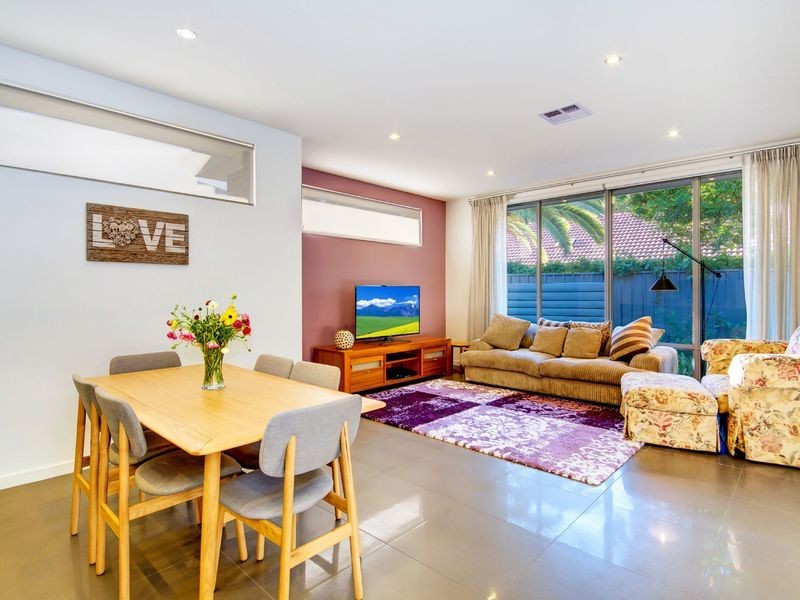 5B Carinya Crescent, Rostrevor SA 5073