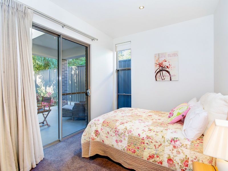5B Carinya Crescent, Rostrevor SA 5073