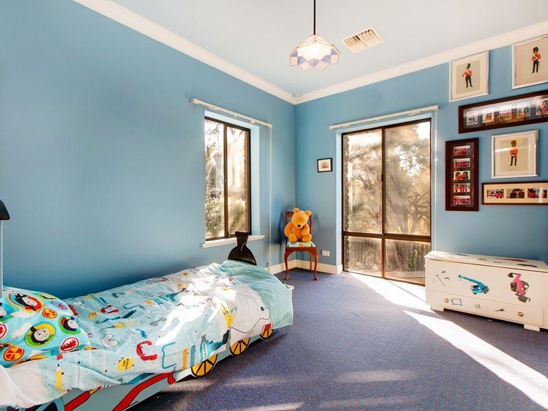 12 Northbrook Avenue, Mitcham SA 5062