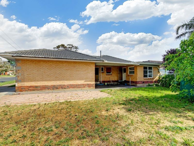 9 Doreen Street, Rostrevor SA 5073