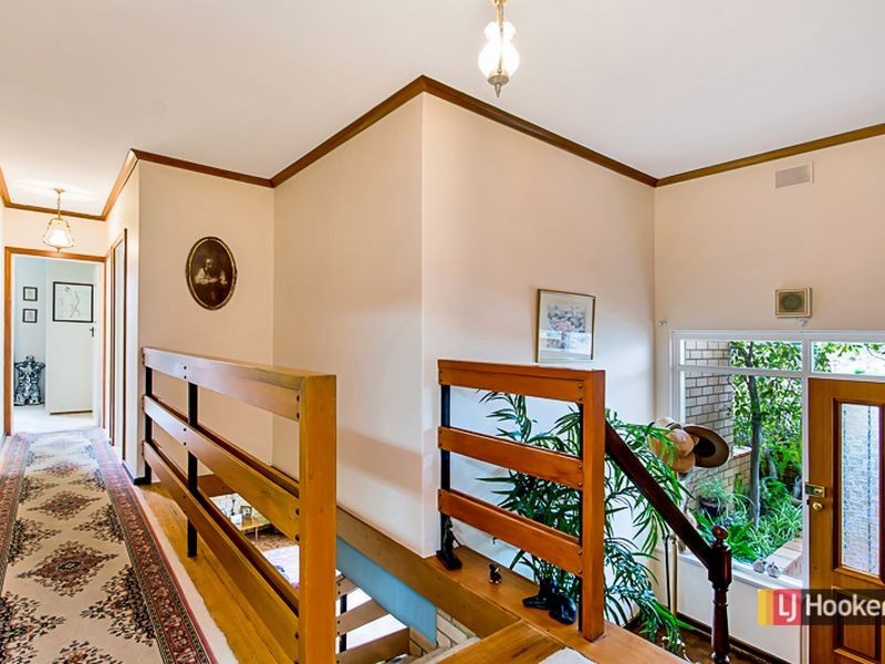 18 Morland Avenue, Stonyfell SA 5066