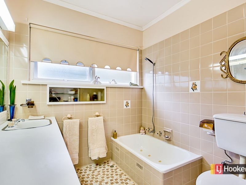 18 Morland Avenue, Stonyfell SA 5066