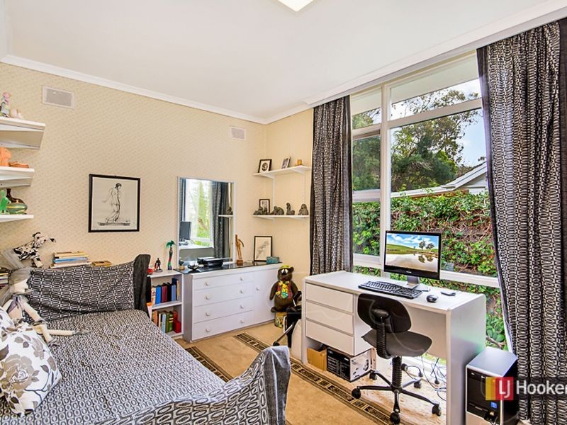 18 Morland Avenue, Stonyfell SA 5066
