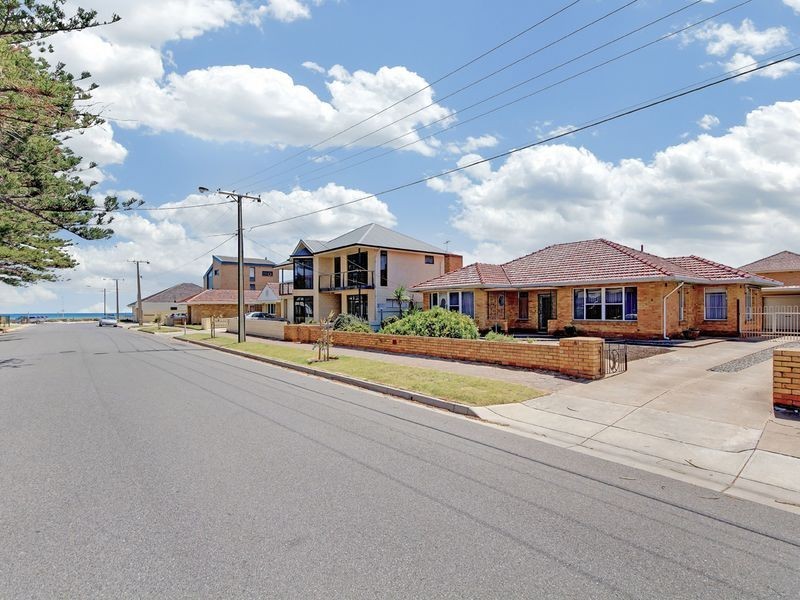 8 Rockingham Street, West Beach SA 5024