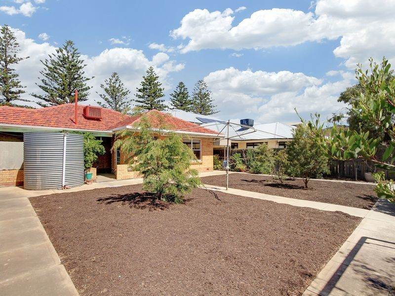 8 Rockingham Street, West Beach SA 5024