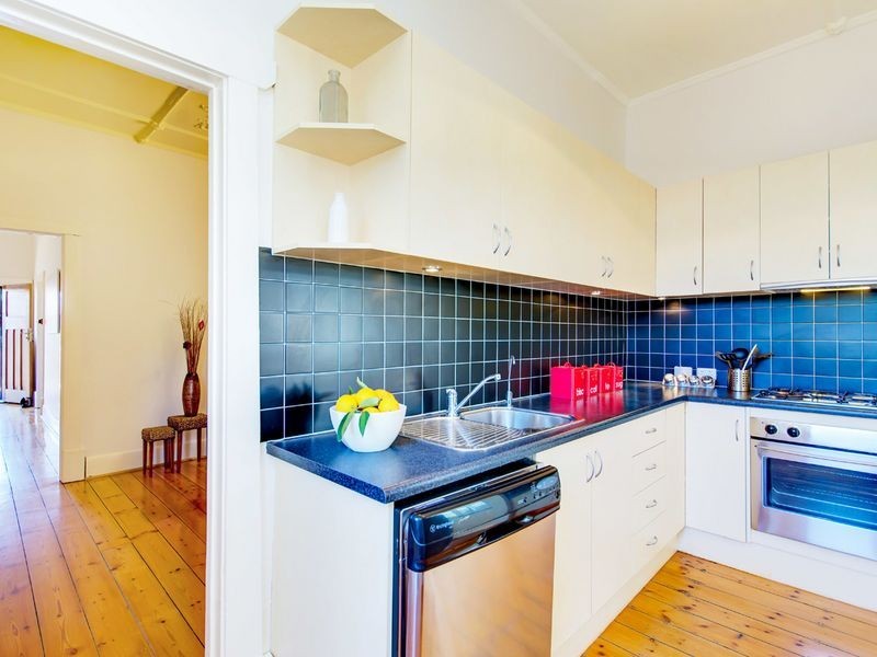 2 Hillview Road, Kingswood SA 5062