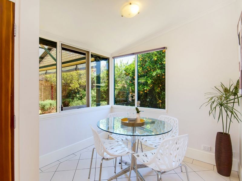 2 Hillview Road, Kingswood SA 5062