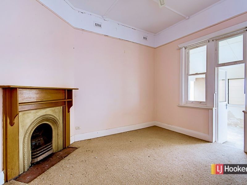 8 Cochrane Terrace, Prospect SA 5082