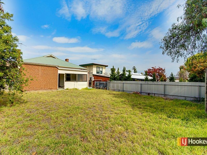 8 Cochrane Terrace, Prospect SA 5082