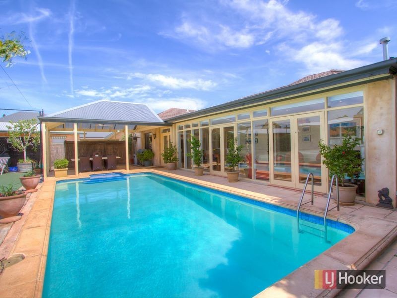 27 Truro Avenue, Kingswood SA 5062