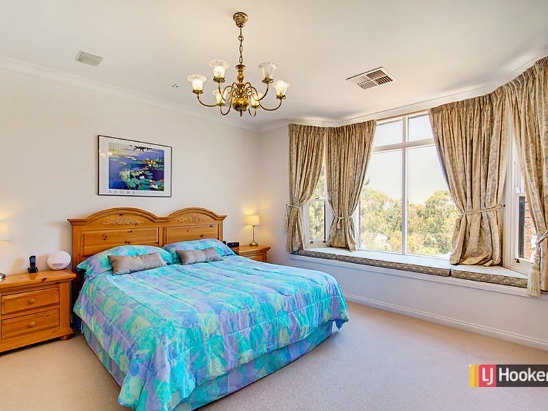10 Myrtlebank Terrace, Stonyfell SA 5066