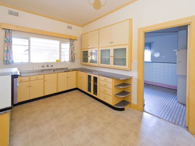 16 Westall Avenue, Flinders Park SA 5025