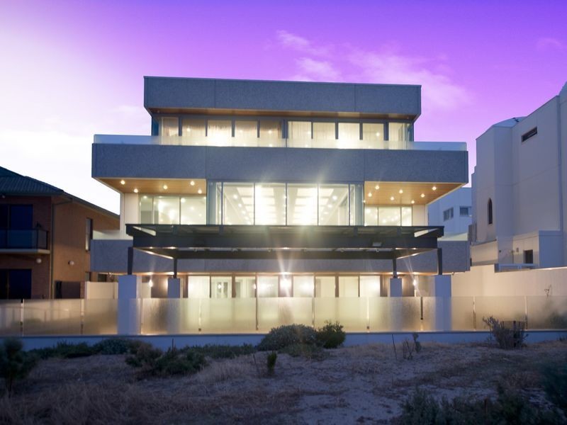 81 Seaview Road, Tennyson SA 5022