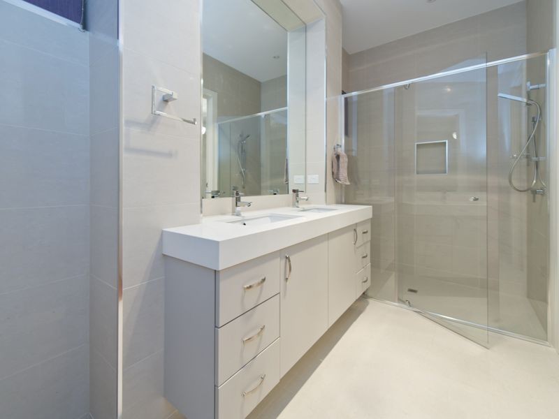 81 Seaview Road, Tennyson SA 5022