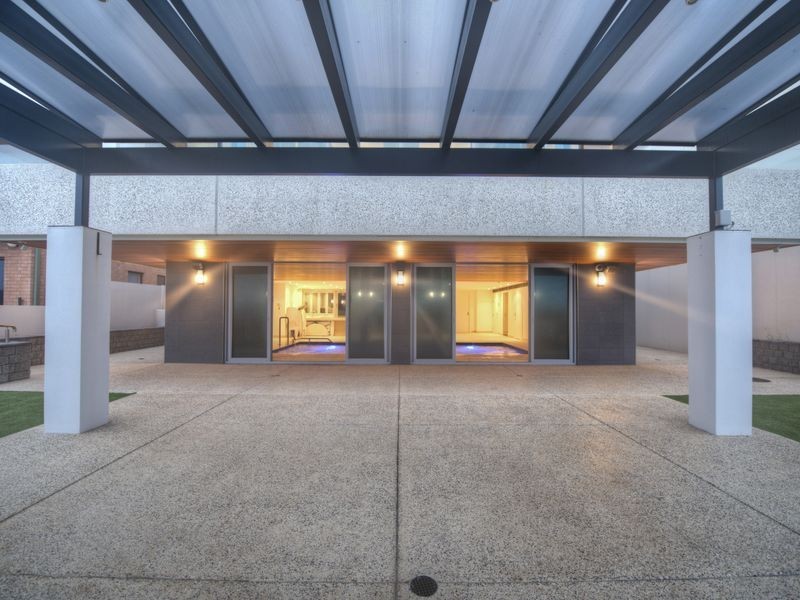 81 Seaview Road, Tennyson SA 5022