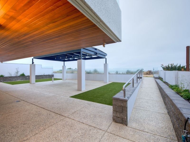 81 Seaview Road, Tennyson SA 5022