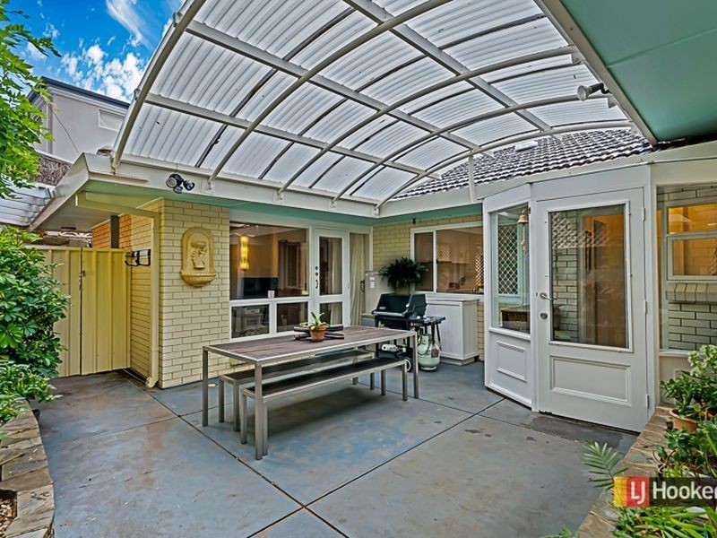 14 Crompton Drive, Wattle Park SA 5066