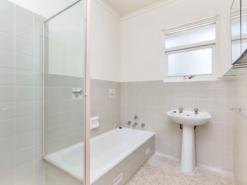 11 Wattle Grove, Belair SA 5052