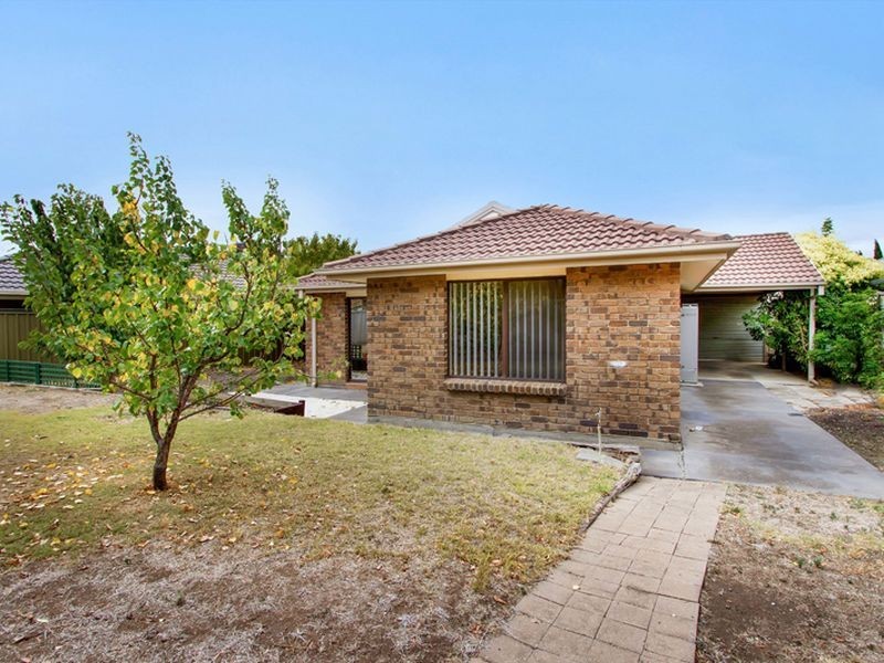68 Kew Drive, Oakden SA 5086