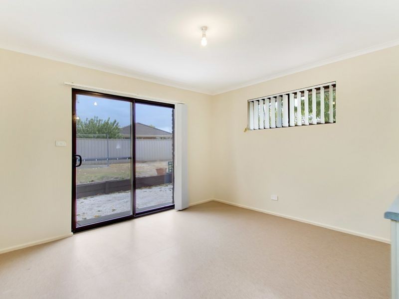 68 Kew Drive, Oakden SA 5086
