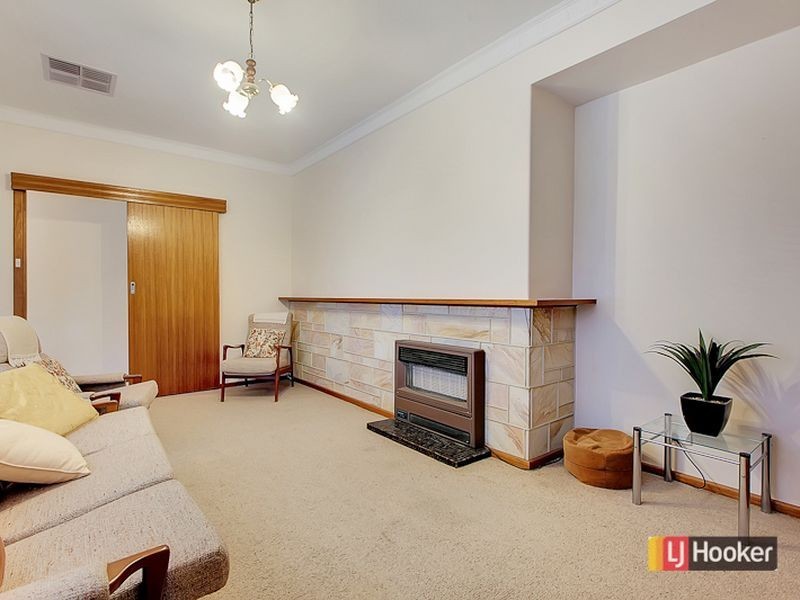 9 Selkirk Avenue, Clearview SA 5085