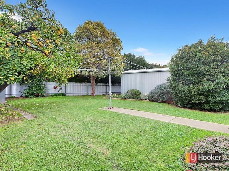 9 Selkirk Avenue, Clearview SA 5085