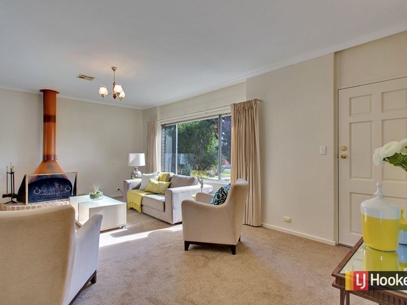 19 Saarinen Avenue, St Agnes SA 5097